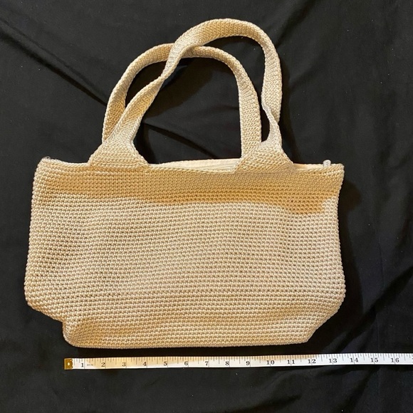 The Sak Vintage Small Crocheted Bag Beige Color Zippered Pockets - Picture 7 of 12